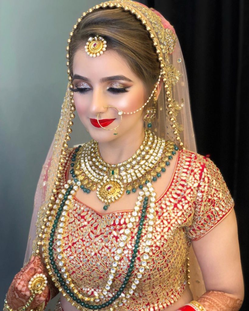 Enhance Your D-Day Look With Latest Wedding Jewellery Designs
